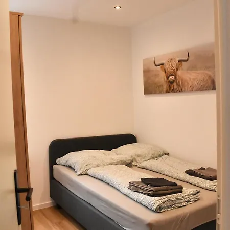 Διαμέρισμα Grone 1 *